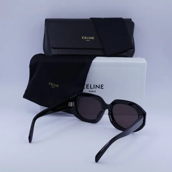 Celine CL40319F 01Y Sunglasses Shiny Black Oval Frame, Violet Lenses Sunglasses CELINE 3 dots CL40329U 01Y 54-19 Black main image 4